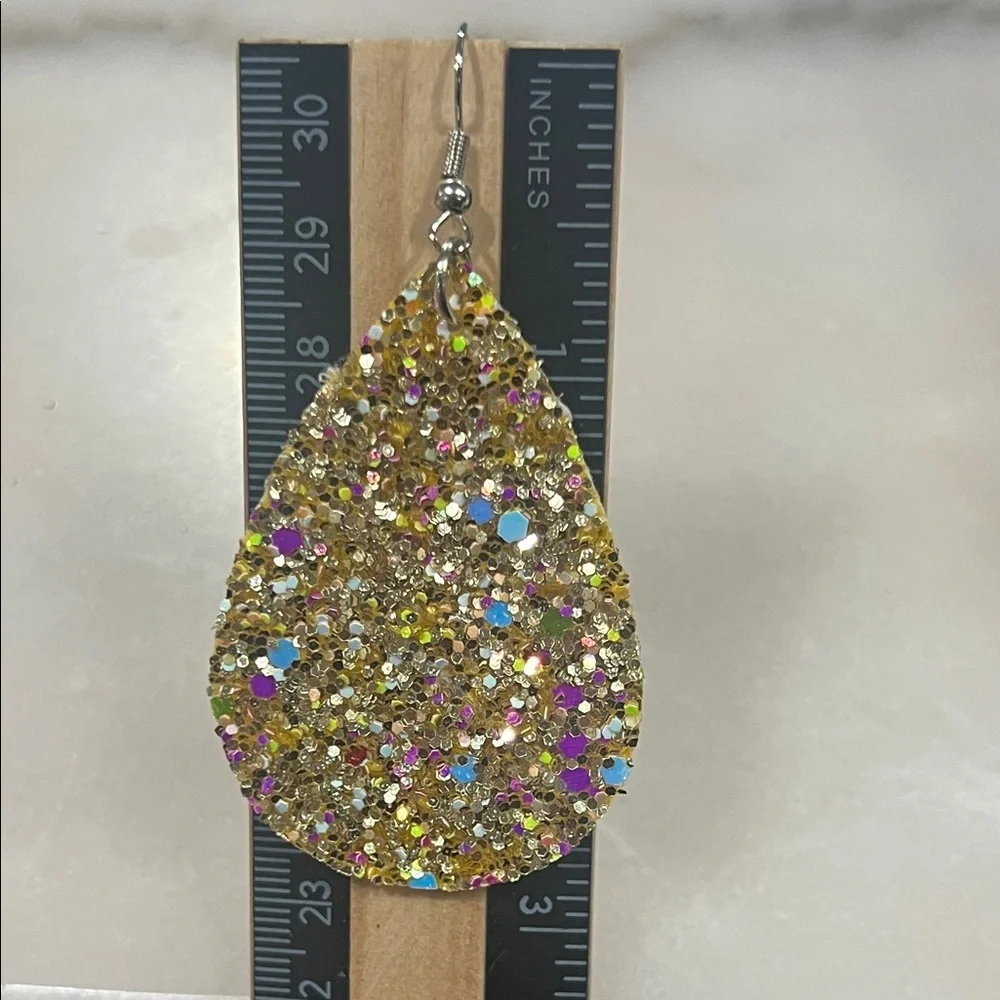 Dazzling Multicolor Glitter Teardrop Earrings - Picture 2 of 3